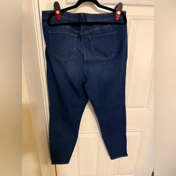 Torrid jeans - Picture 6 of 10